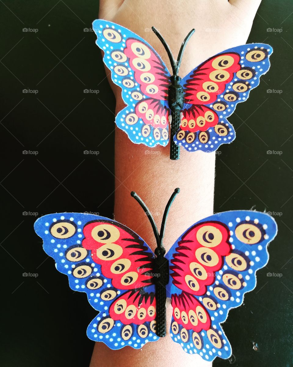 butterfly hand