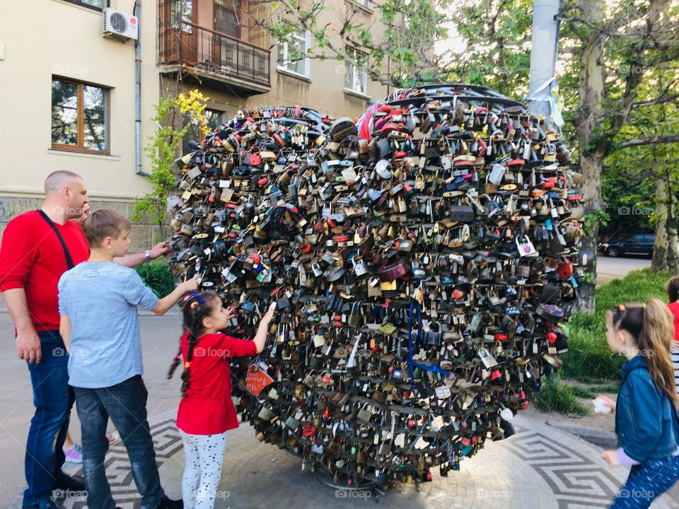 Всем по большому сердцу ❤️
