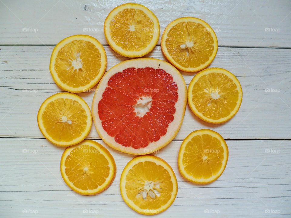 slices of orange and grapefruit