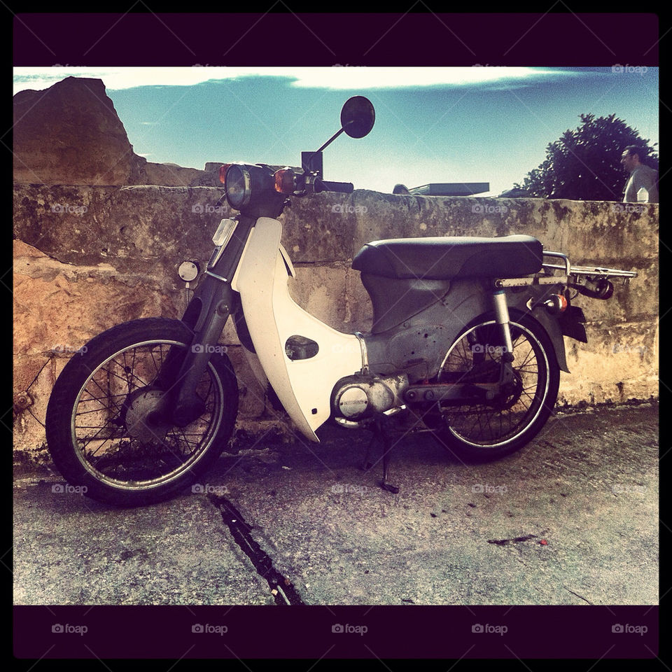 malta sky moto by cminev