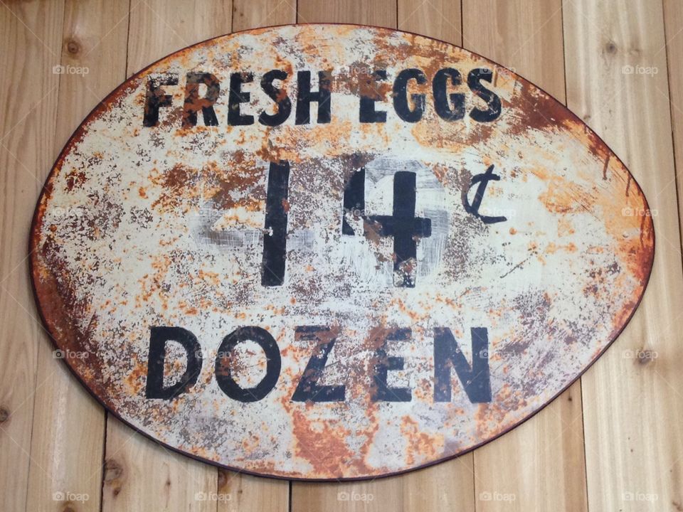 Vintage fresh eggs sign