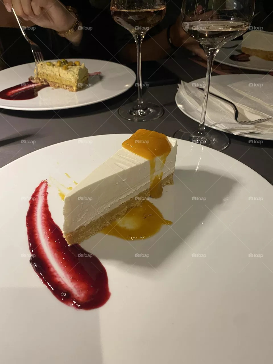 Cake and wine
