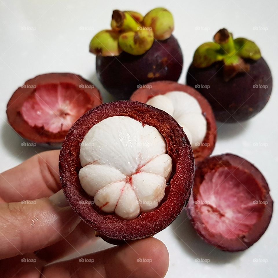 I loves my mangosteen chilled. So sweet!