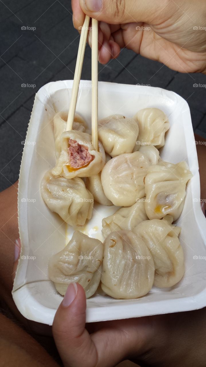 Chinese dumplings - Street food in Beijing