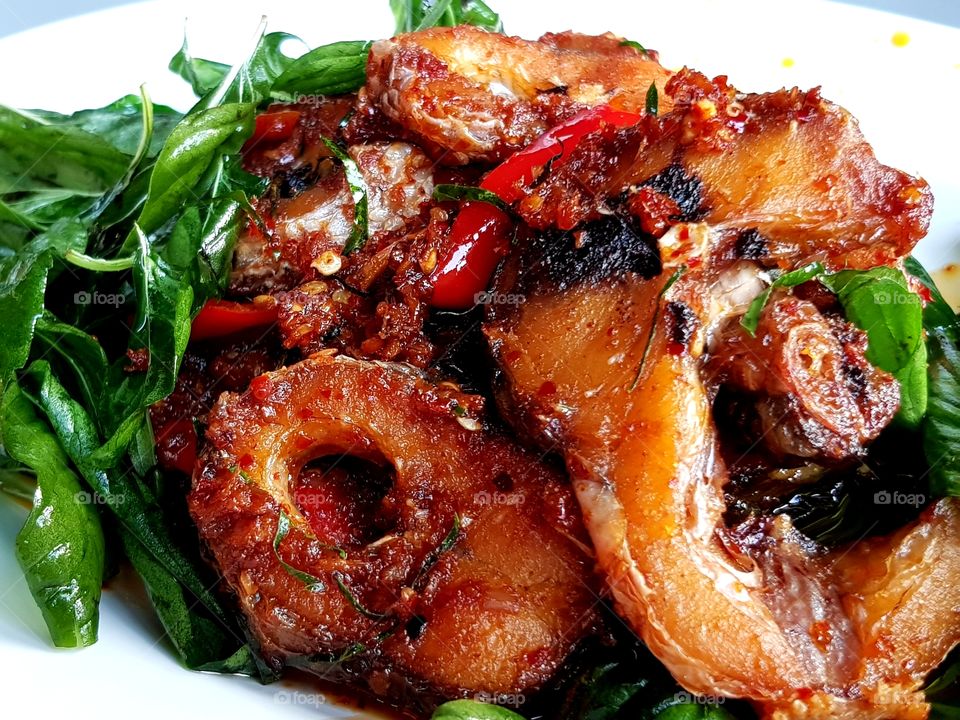 Deep fried snakehead fish