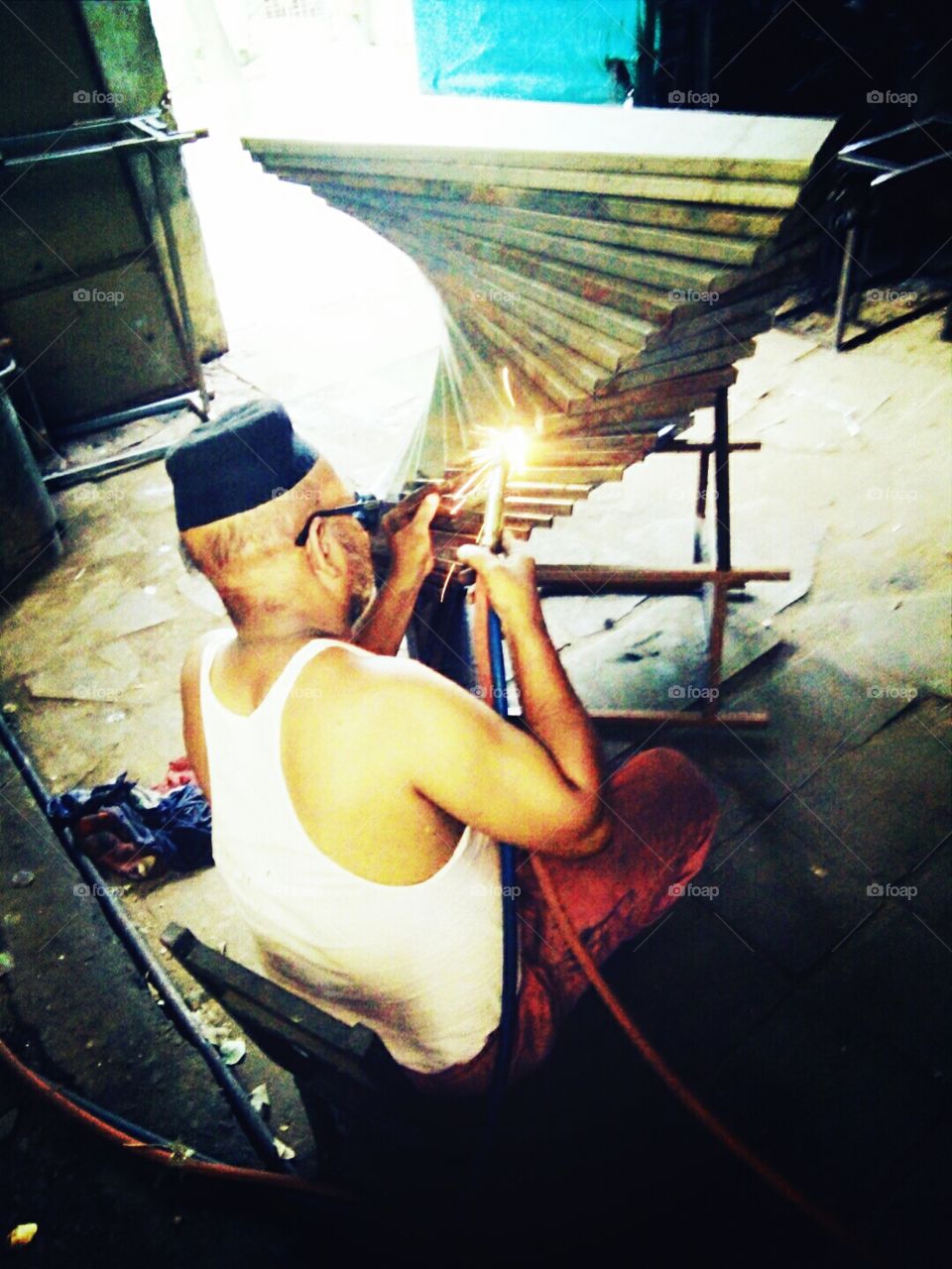 A great photo, a photo for everyone,a memorable photo,a no.  photo,a cherished photo,a beautiful photo,a great photo for the best people,a sample of beautiful photography,now,man in work pics,