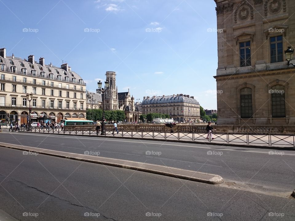 empty street of Pa