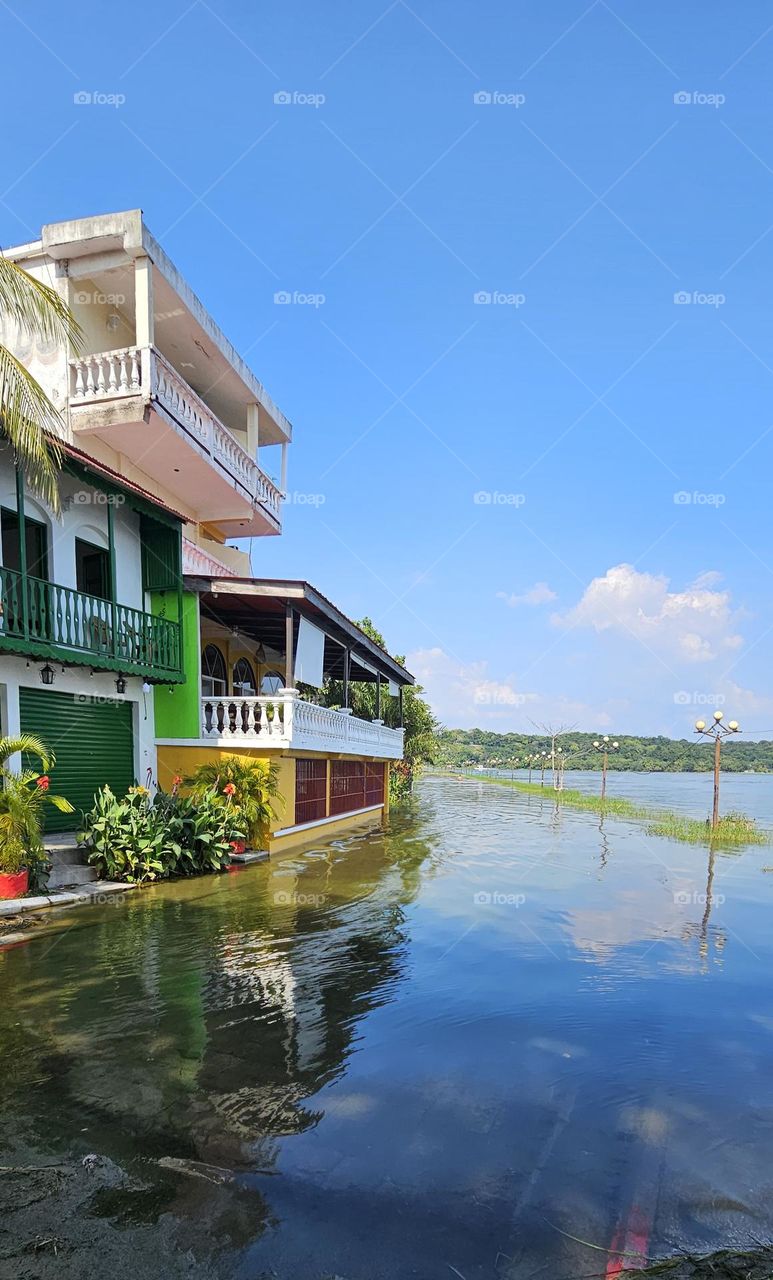 inondation à  Flores