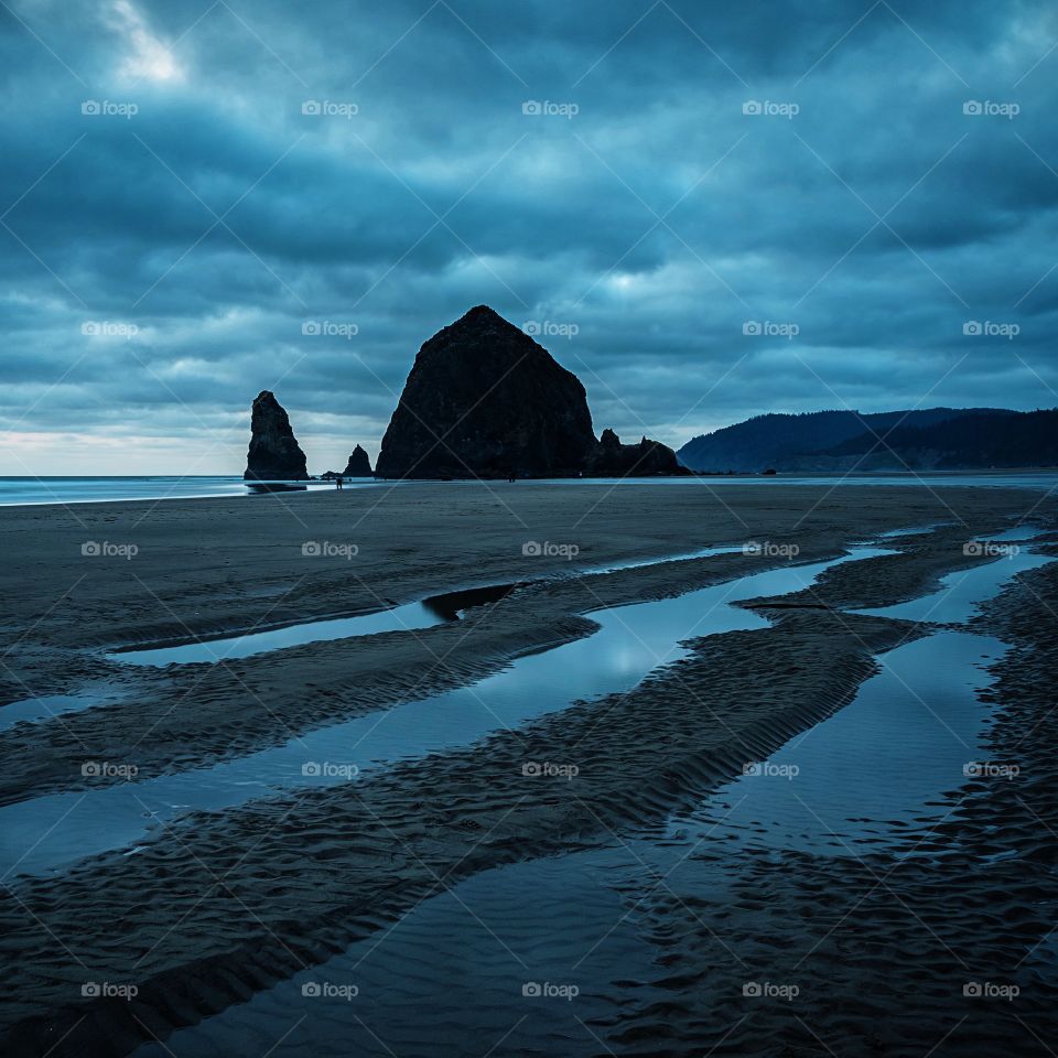 Late evening blue hour on the Oregon coast 