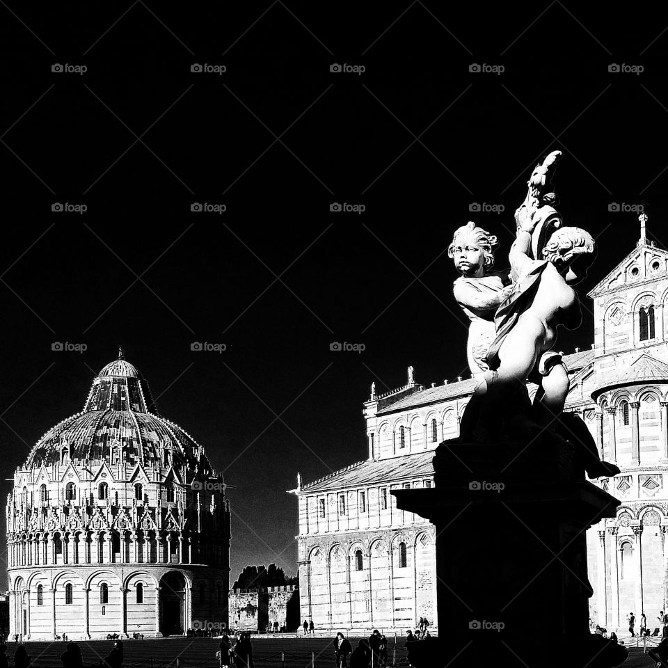 morning in Pisa (italy) black & wite