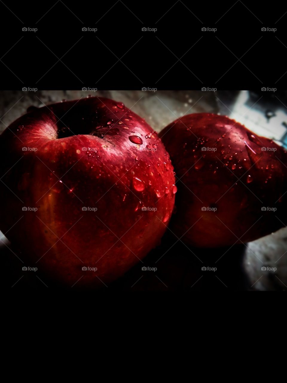 Red Apple portrait ♥️