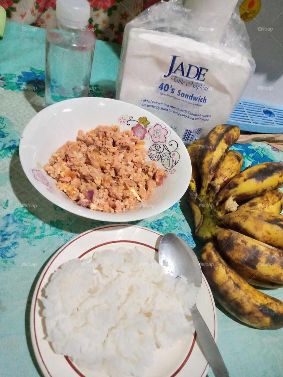 #STAYINGFIT,, A DELICIOUS YET SIMPLE DINNER,,  RICE, CORNED TUNA WITH EGG, BANANAS🇵🇭