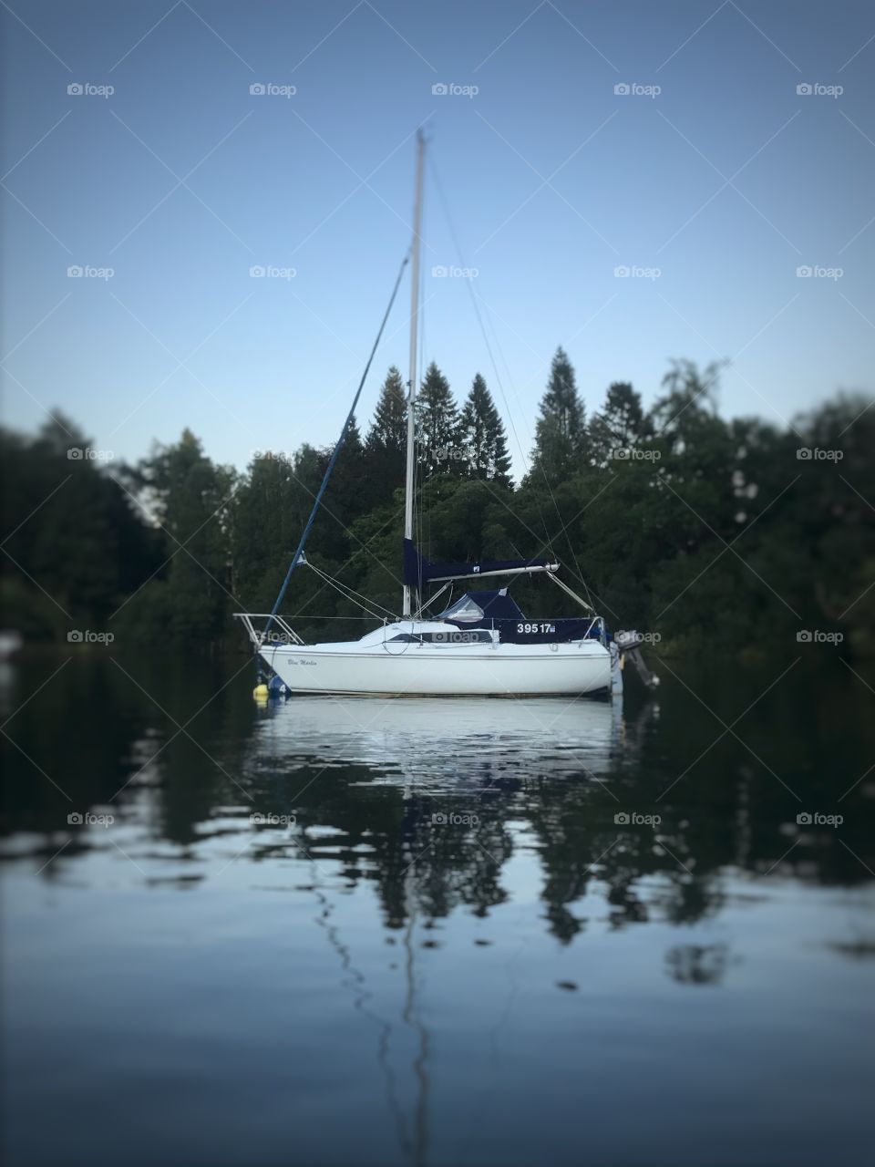 Yacht at peace 