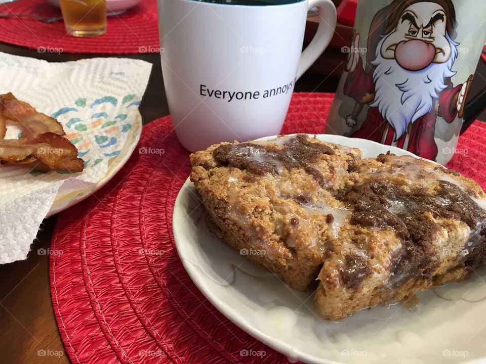 Scones, bacon and coffee