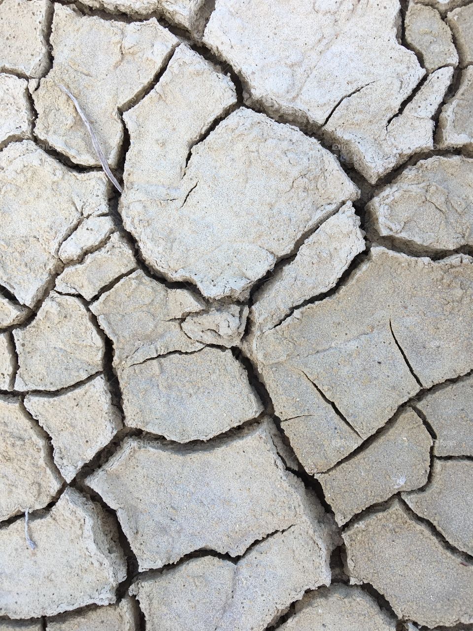 Drought in crushed dehydrated soils