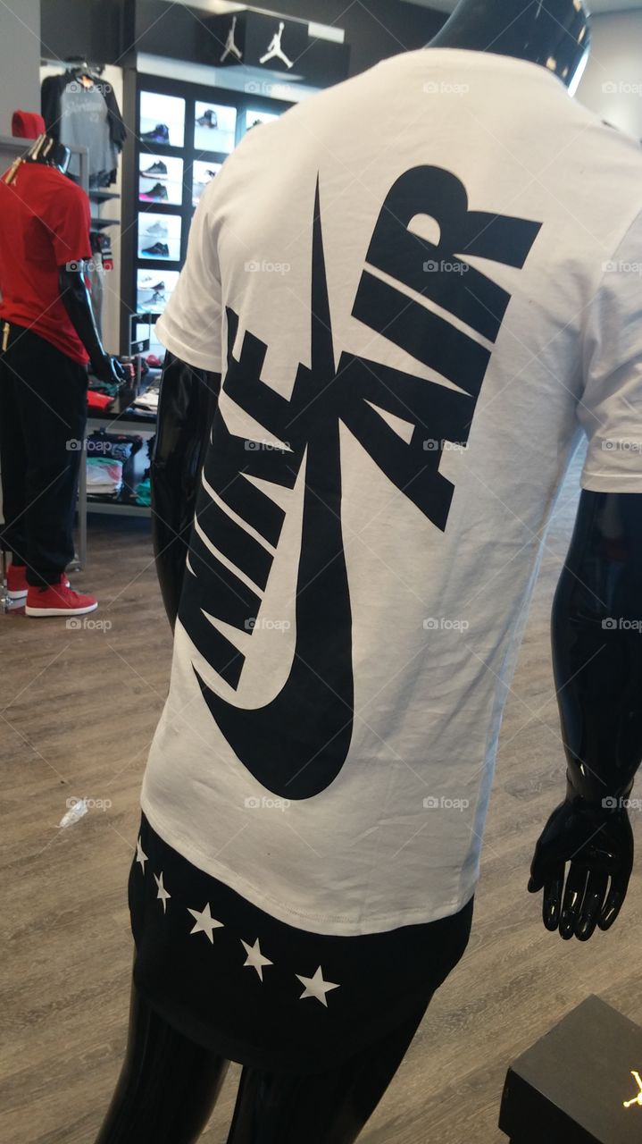 NikeShirt