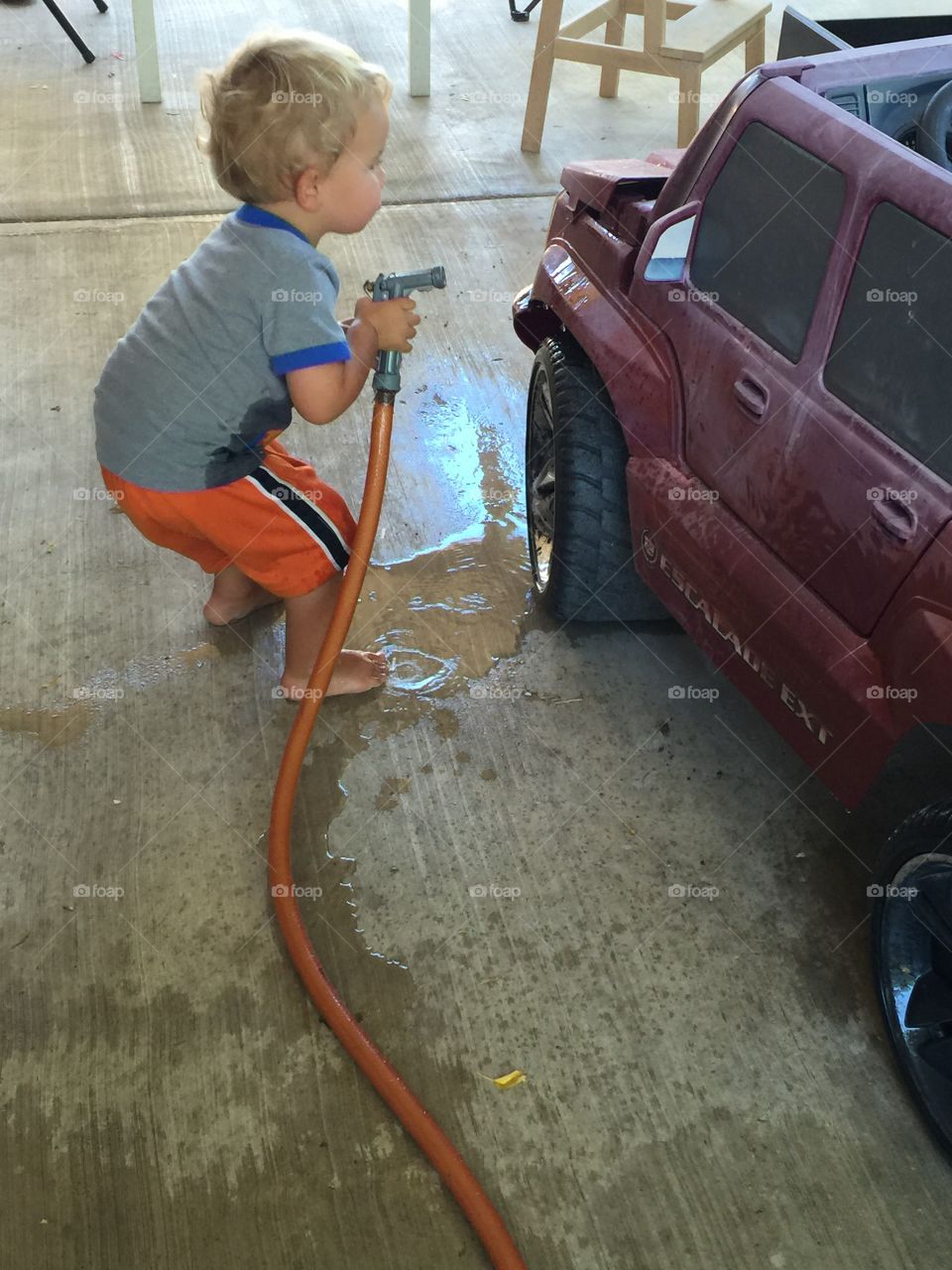 Washing the jeep 