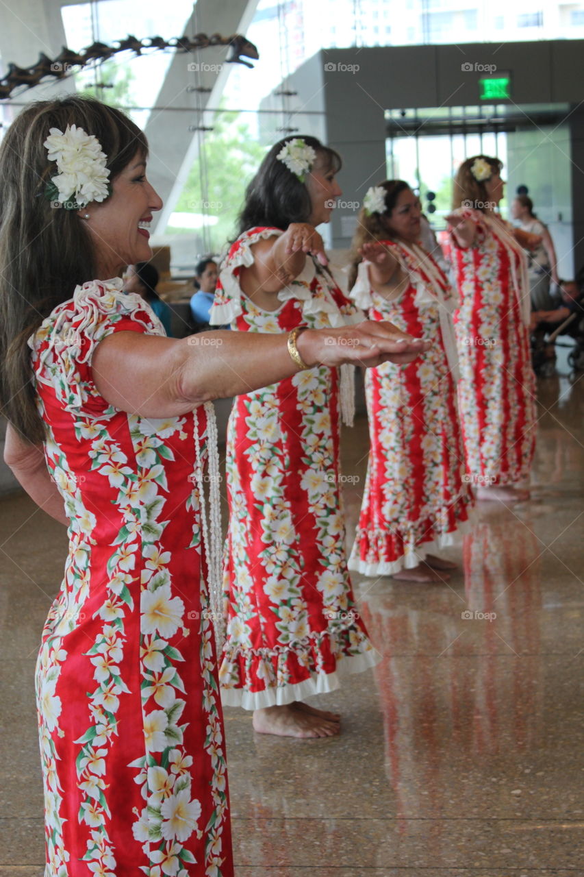 Do the hula . Hula dancers at Perot museum in Dallas, tx