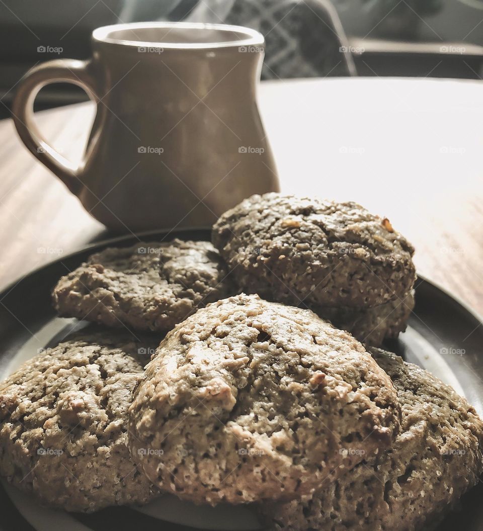 Tea & homemade biscuits 