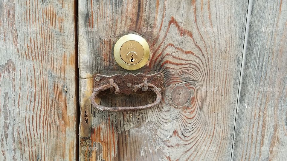 Door lock