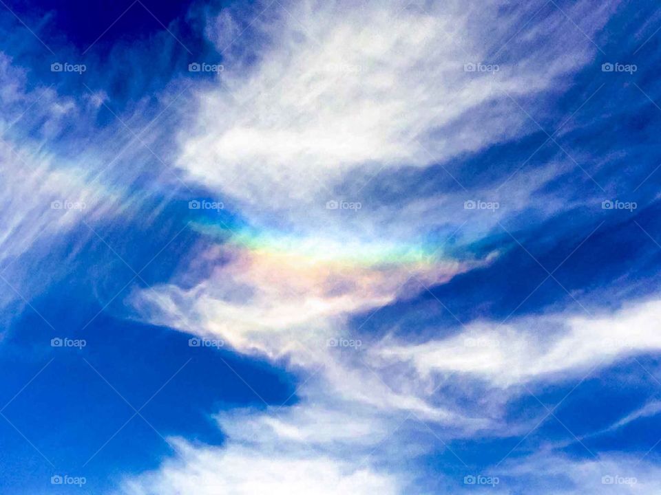 Rainbow cloud 