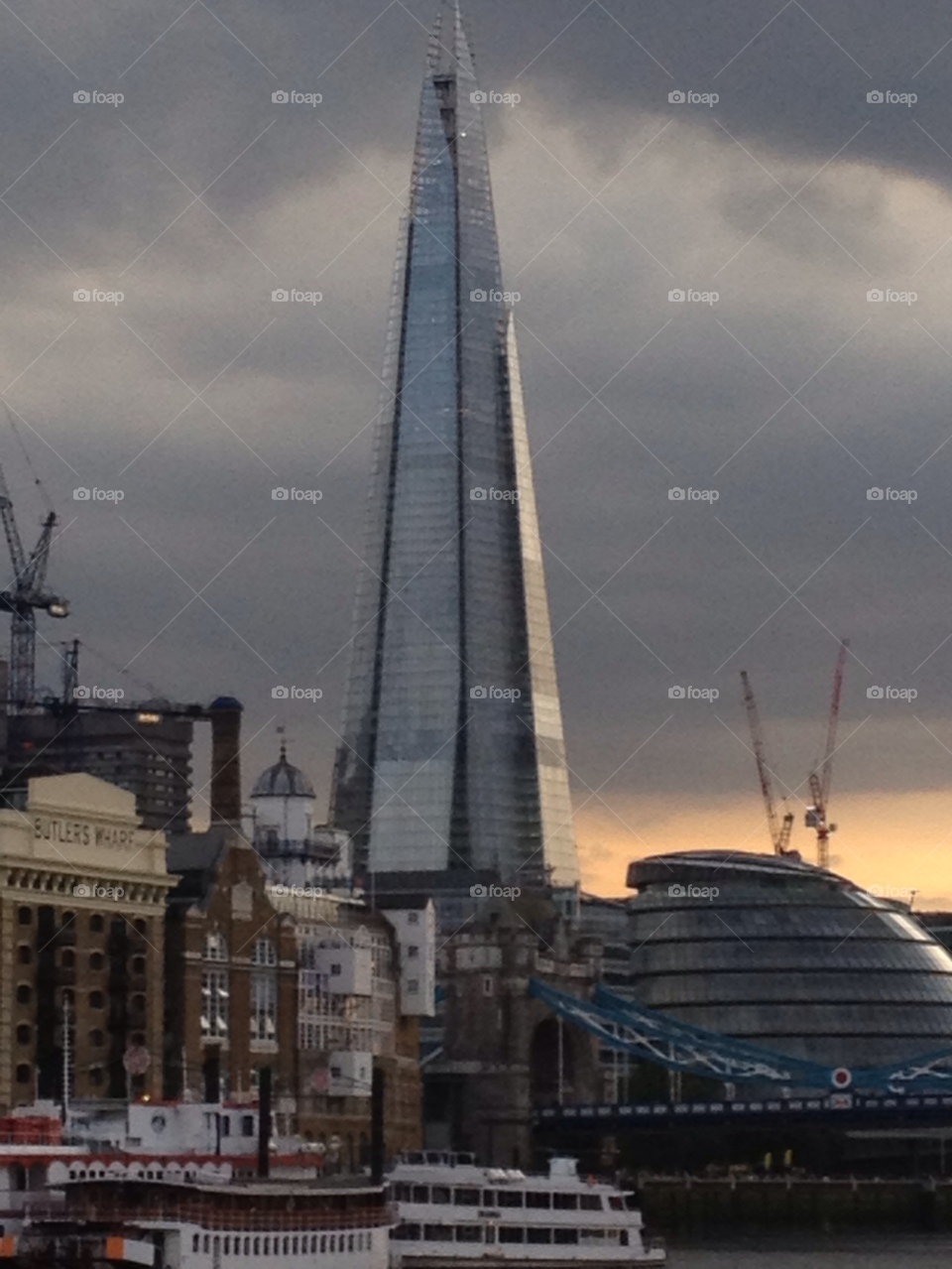 city london thames skyscraper by JoeLeese