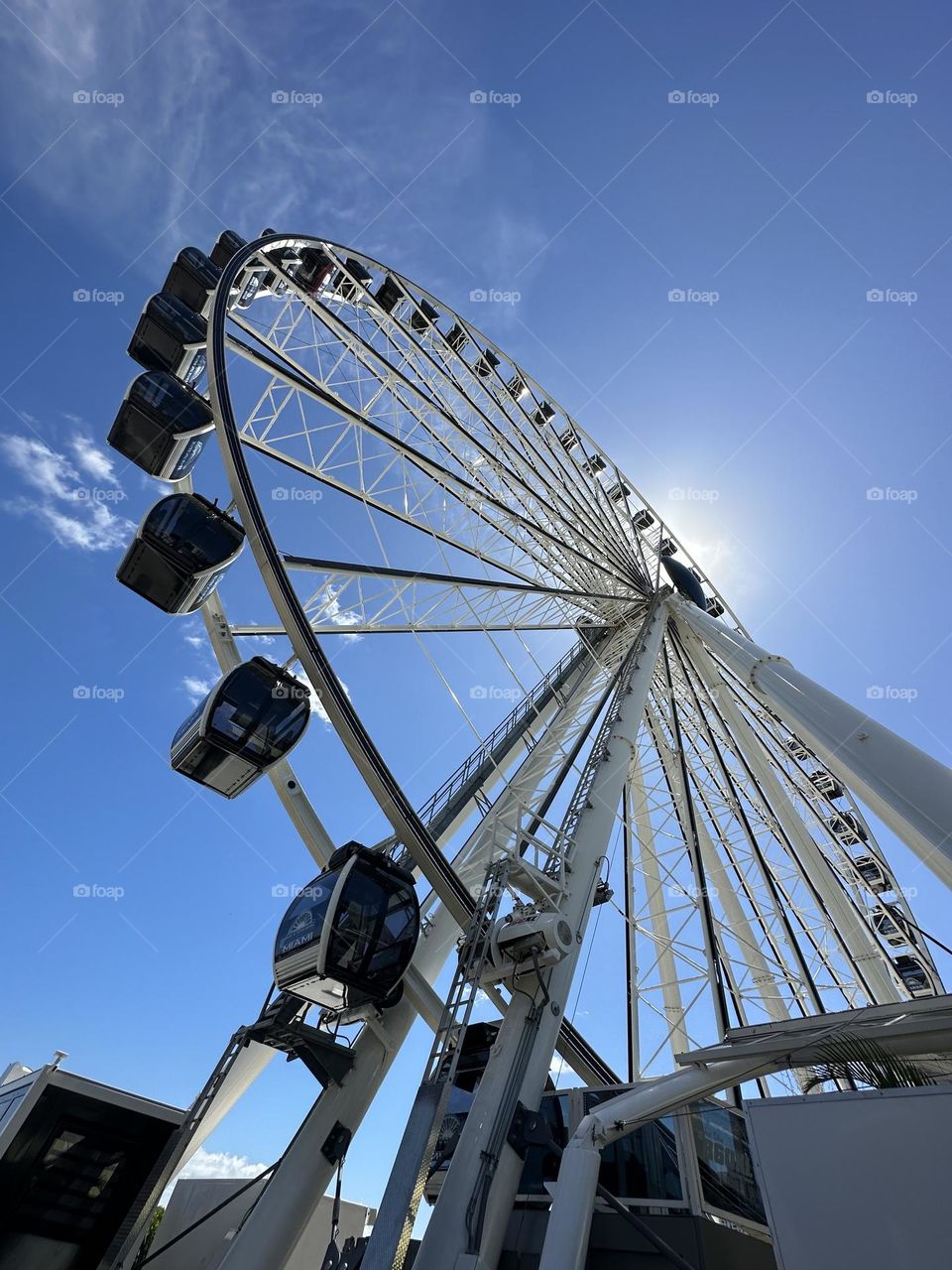 Sky wheel in the Bayfront district of Miami on a sunny day 