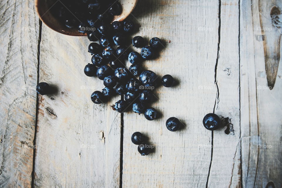 Blueberries . my attempt at food photography 