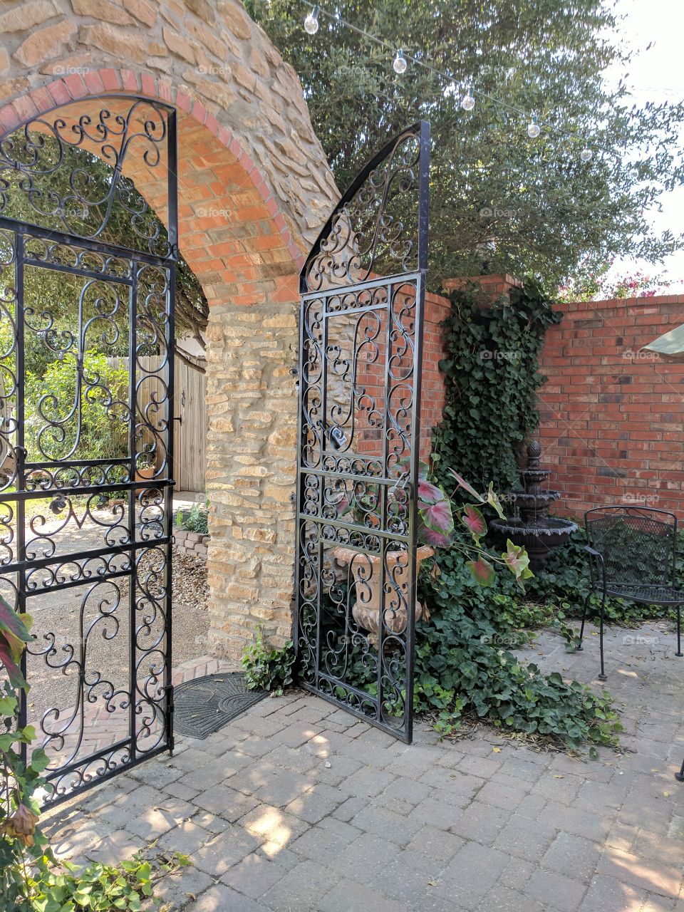 elegant gate