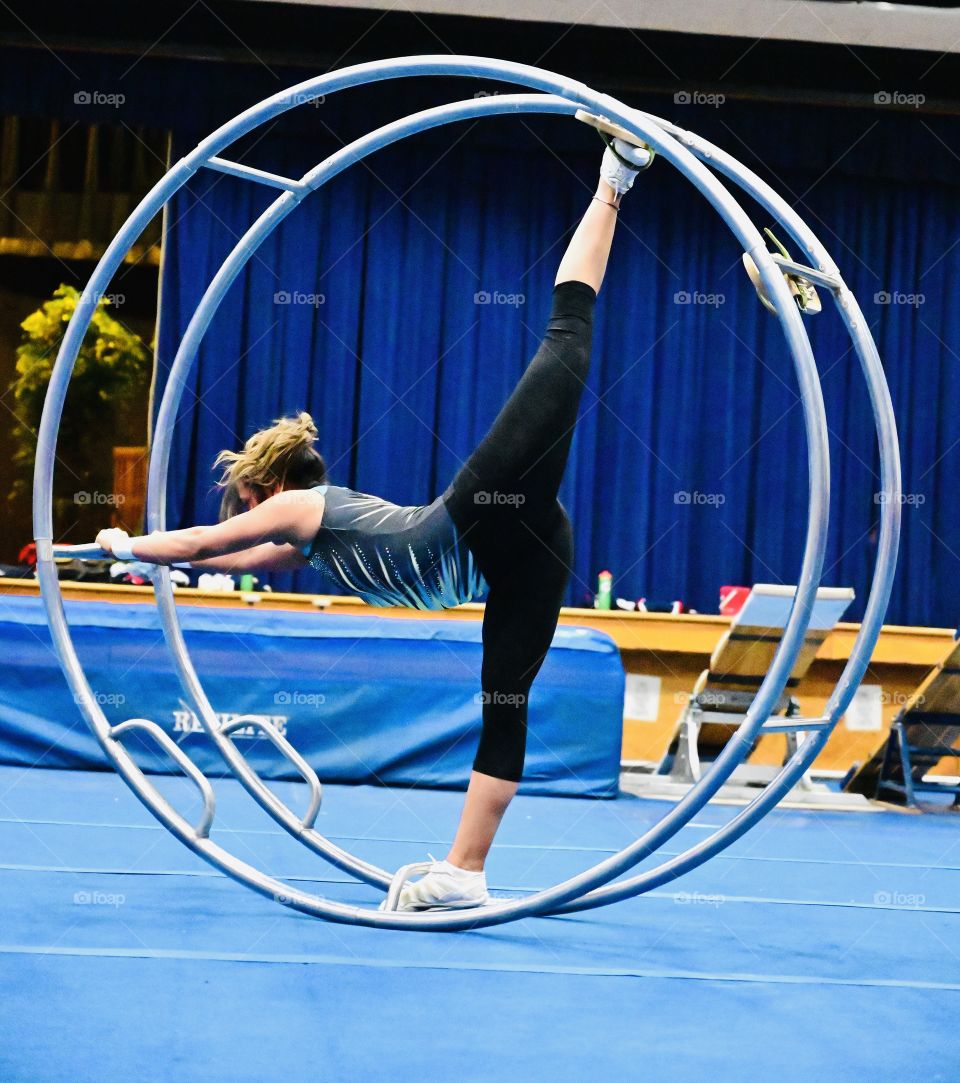 A time to stretch all the way from toes to head. 