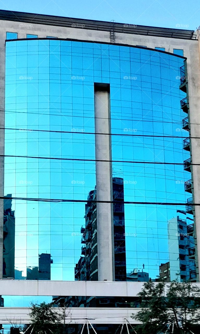 Edificio espejado