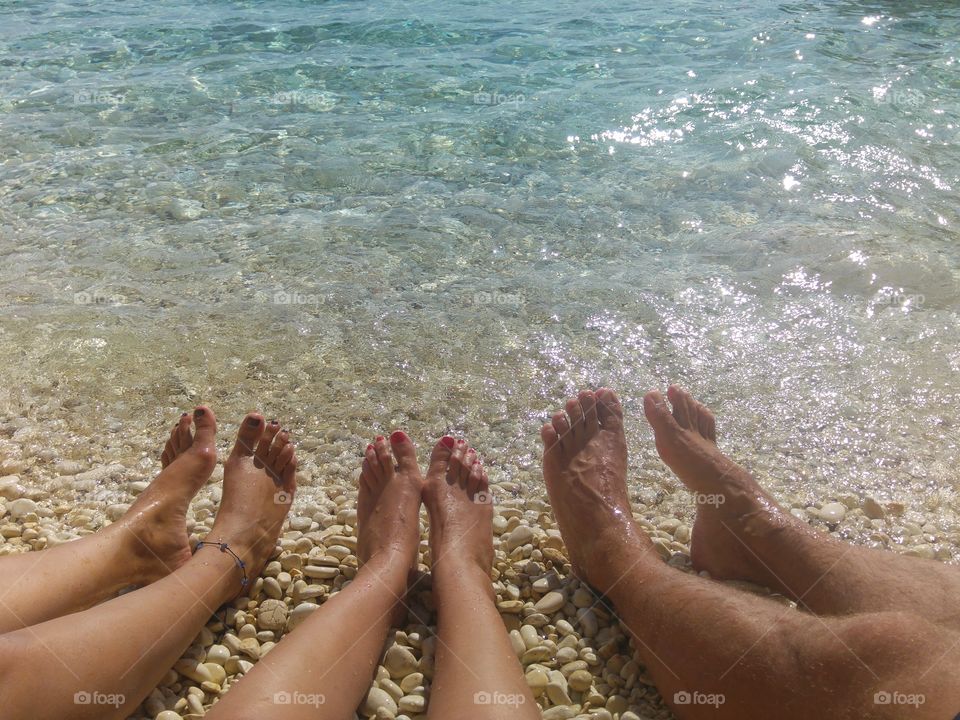 happy feet on vacations