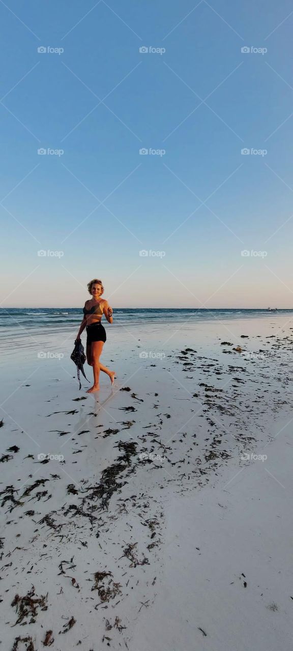 Afternoon walk on the beach 