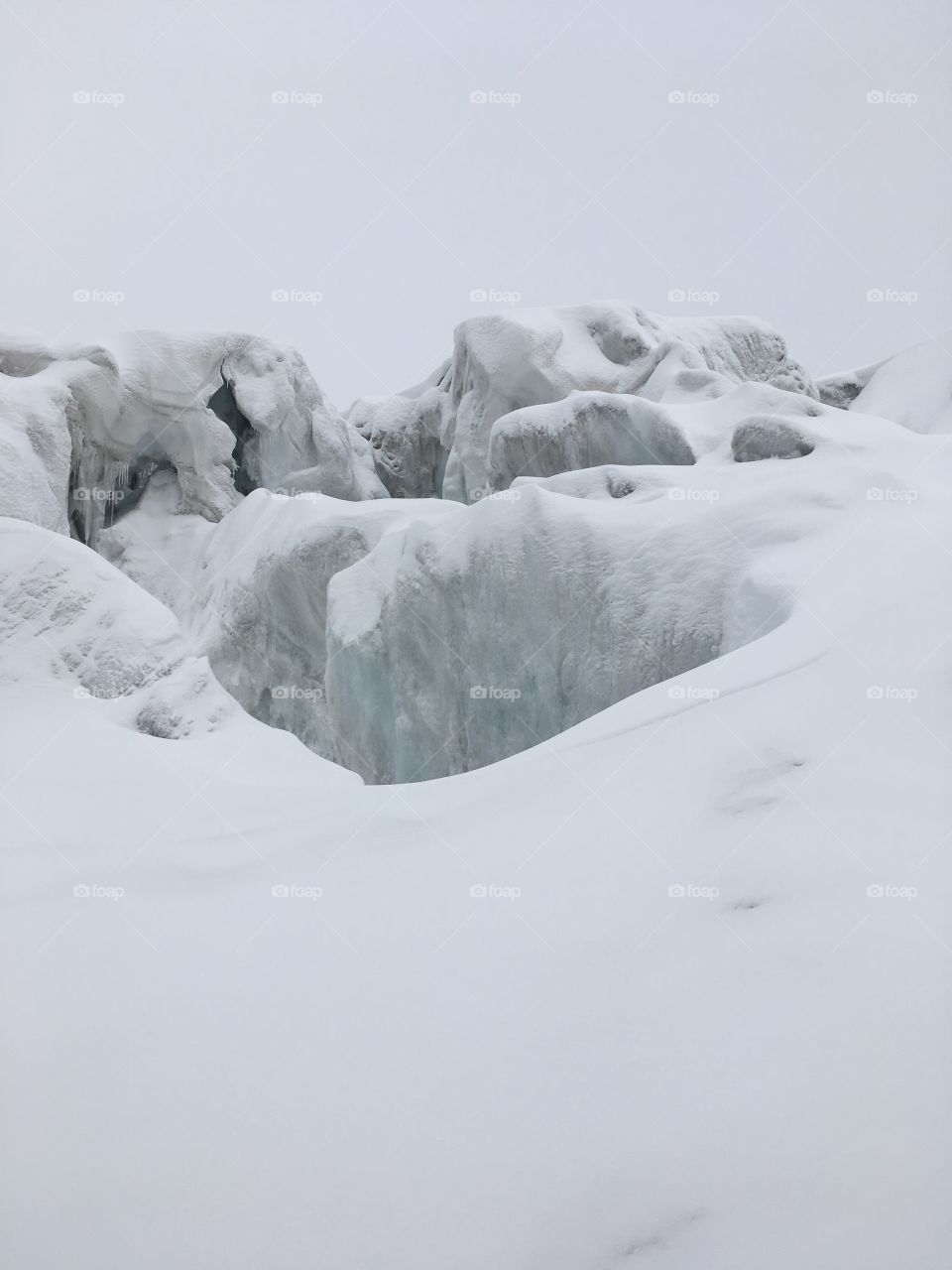 Crevasse (Monte Rosa 3650 m - Italy)