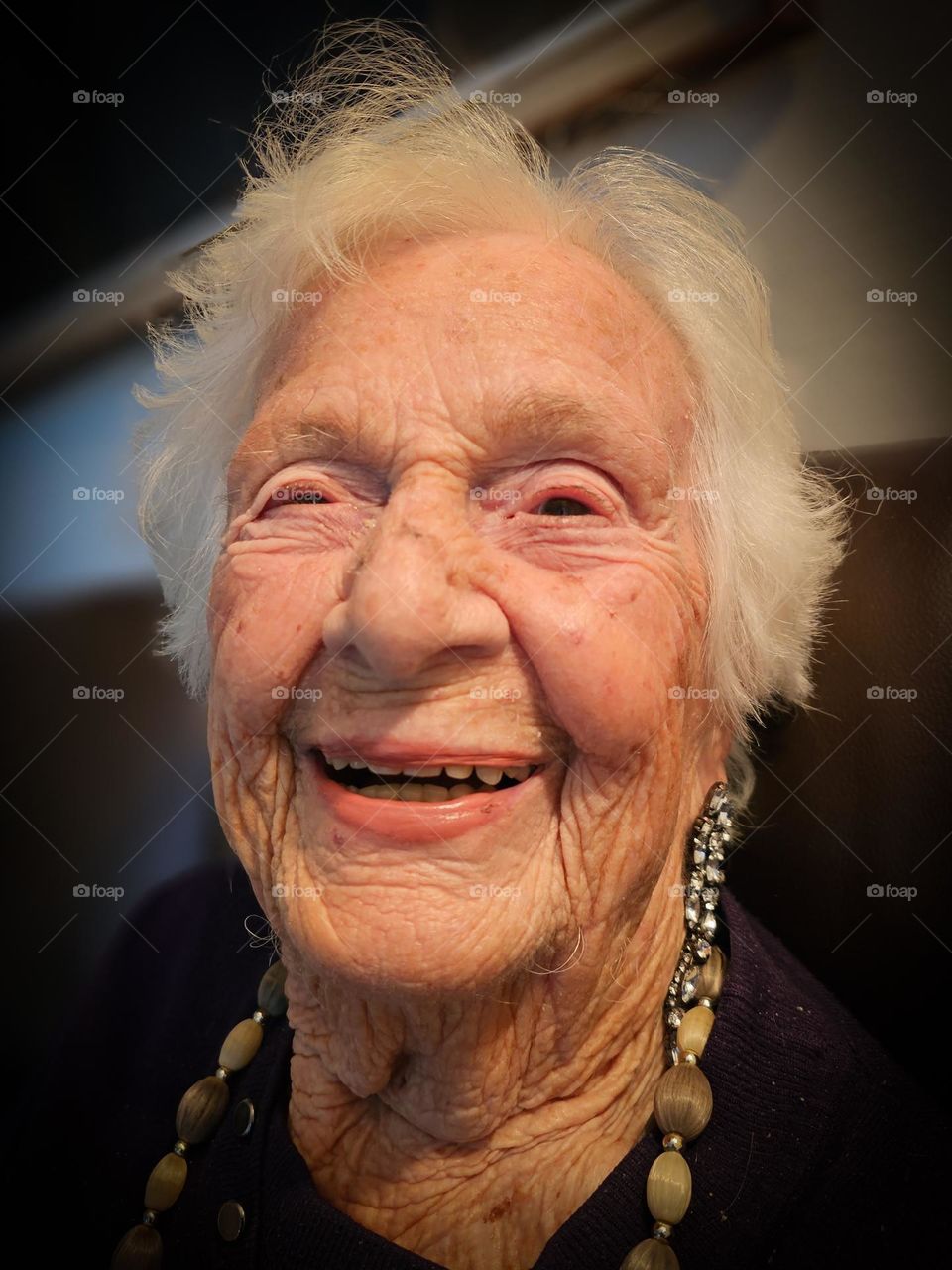 old mom ,98 years old . Old mom but still young at heart. She is just beautiful  ❤️🧡💛💚💙💜