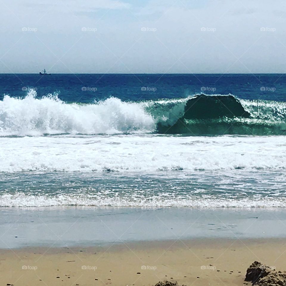 Rhode Island blue waves 