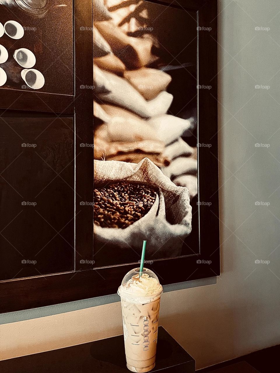 Coffee Shop Iced Latte 