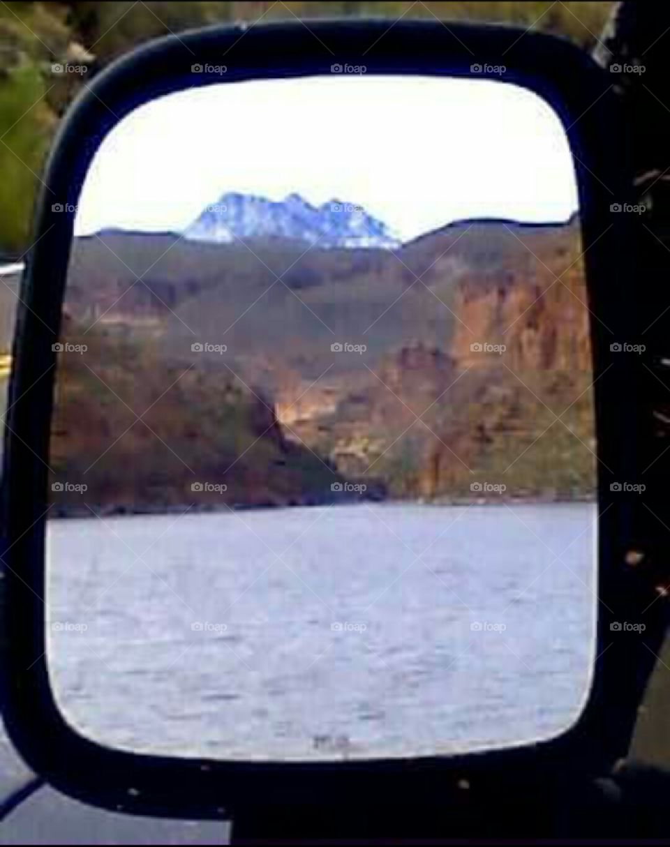 Reflecting on Canyon Lake