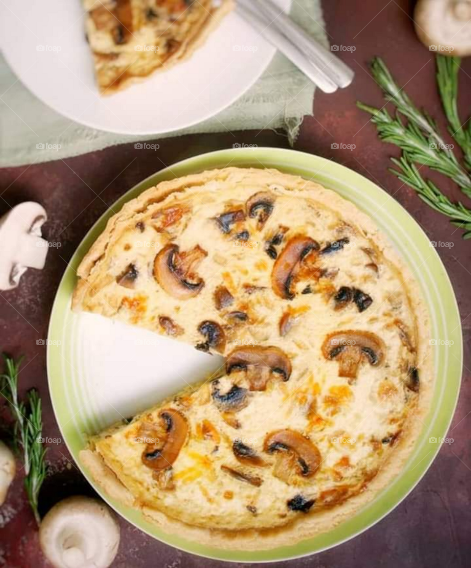 Pizza with mushrooms