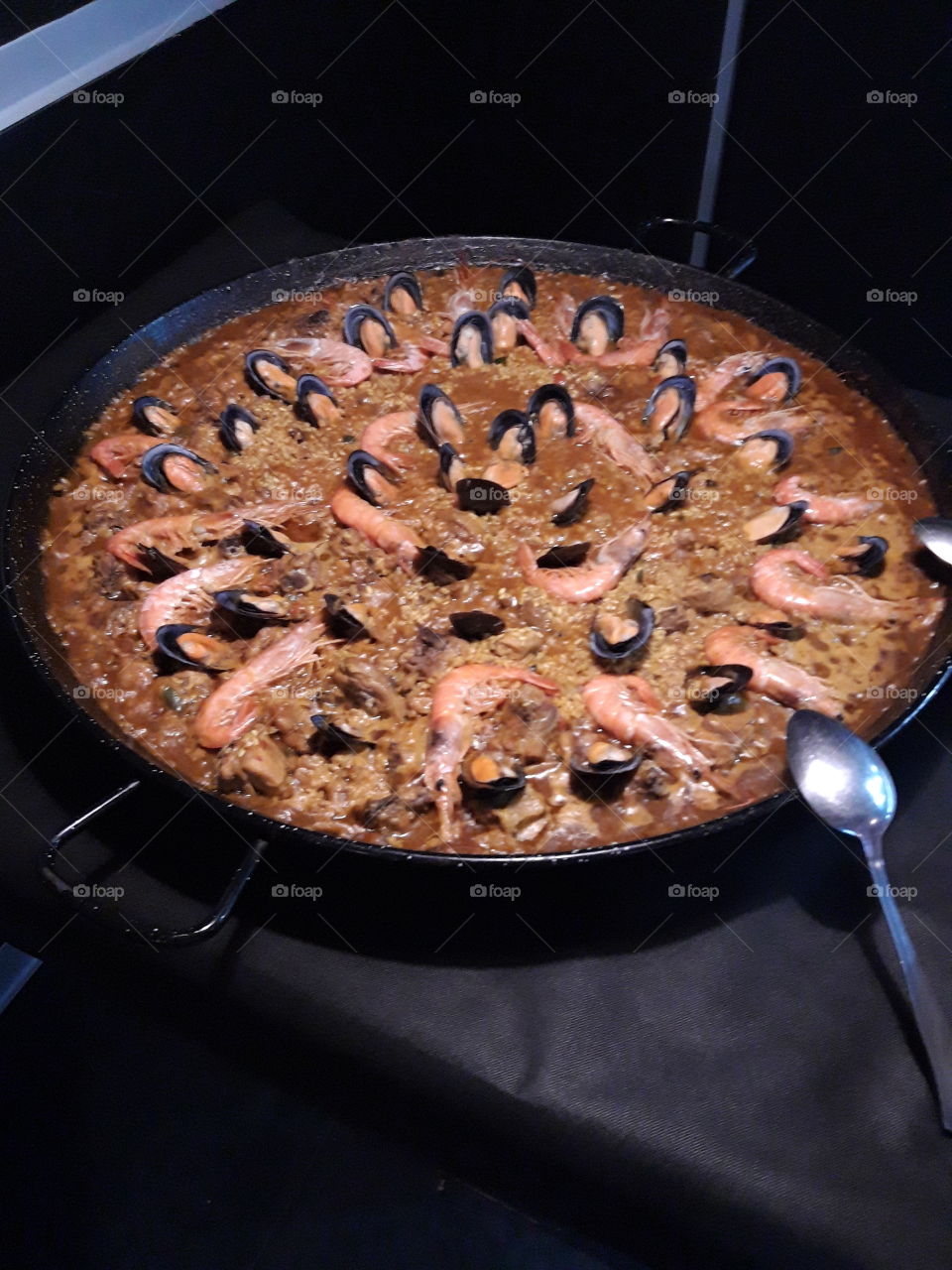 paella de marisco española