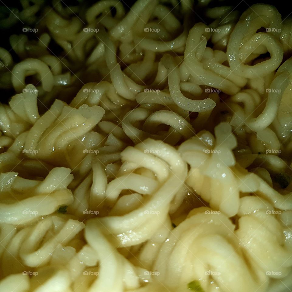 Vegetarian noodles for Sunday afternoon lunch.