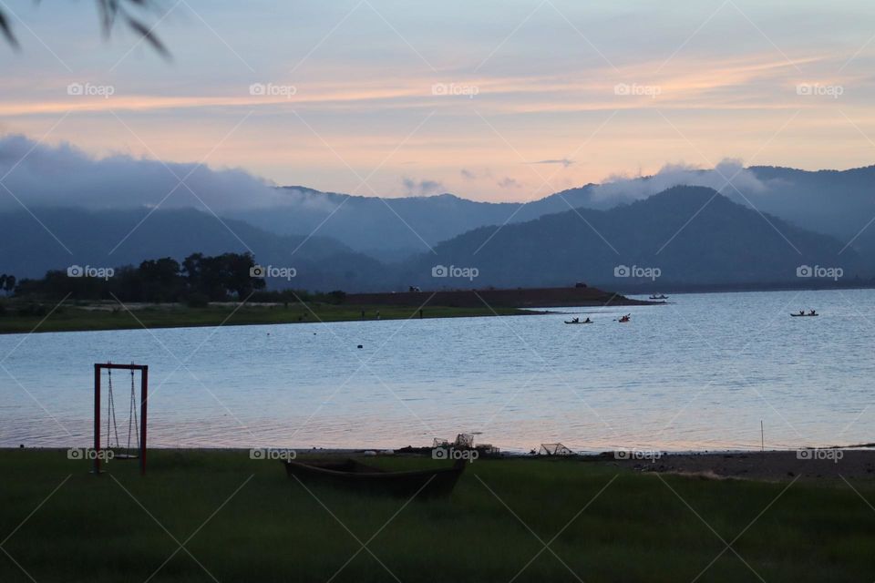 Beautiful scenery of the beach side with beautiful mountains as background 