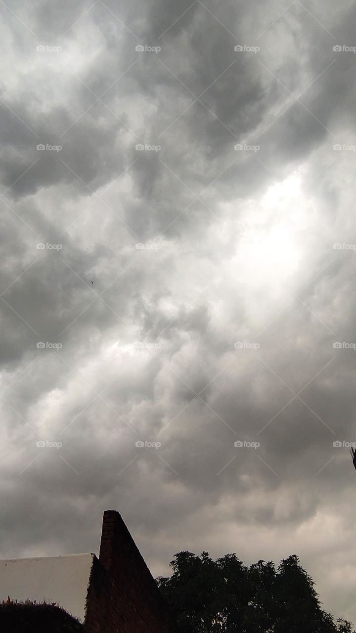 It is about to Rain... 🌫️