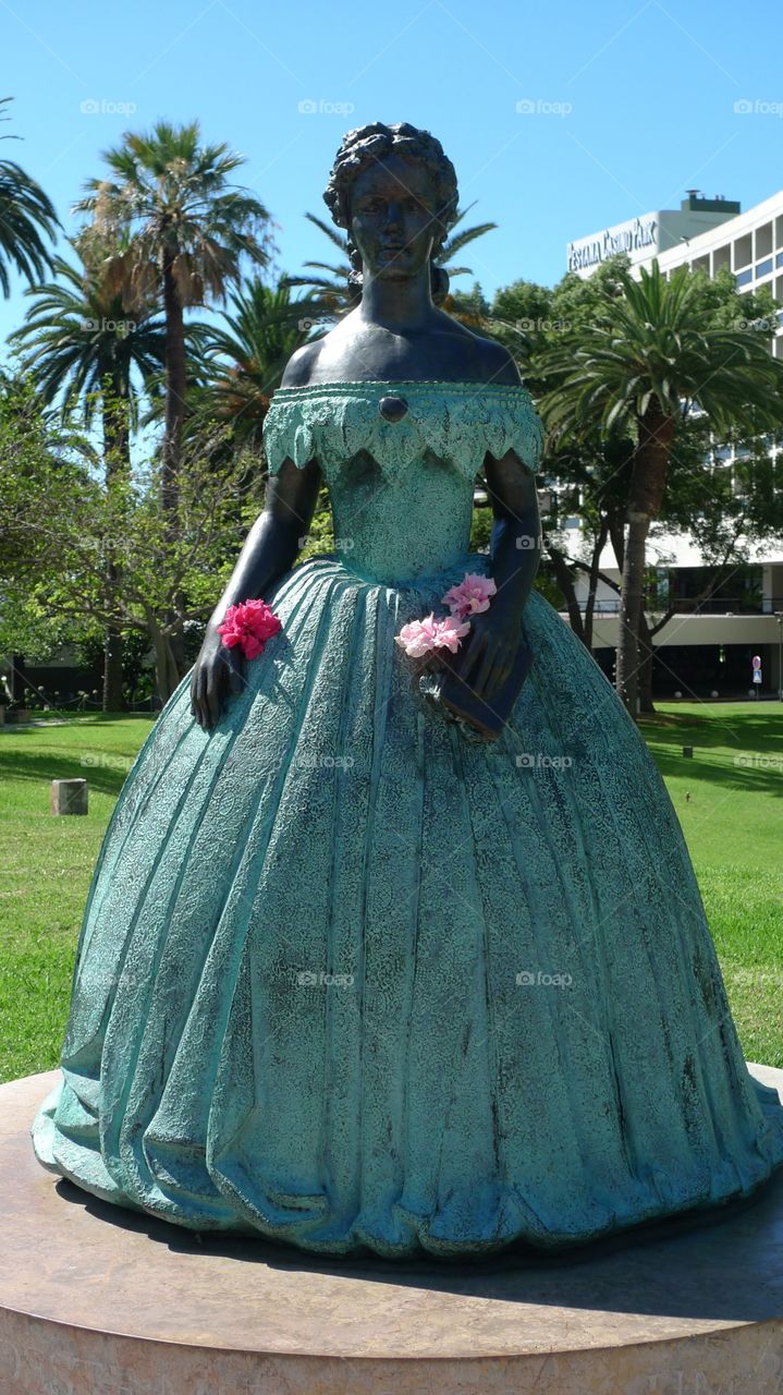 Madeira statue