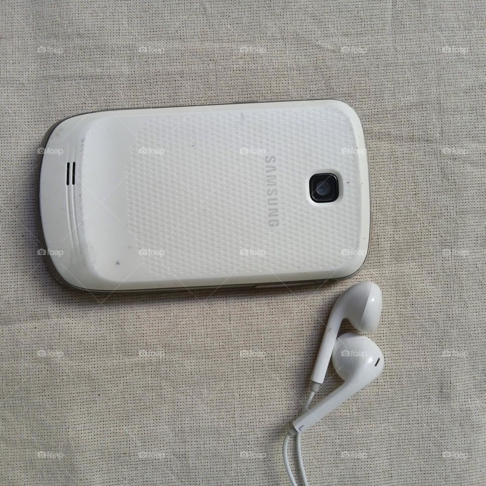 white Samsung , nice phone