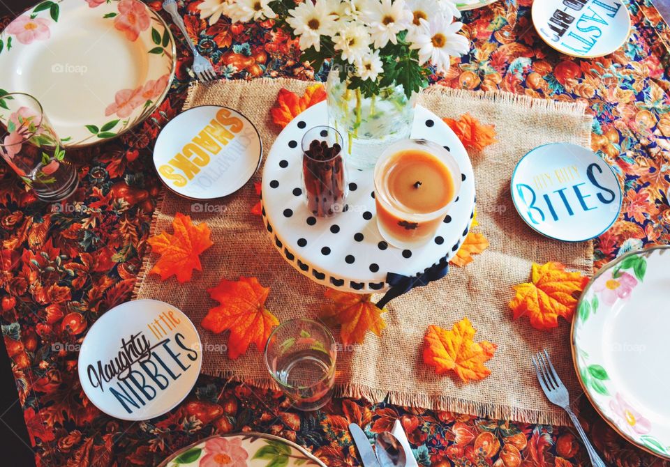 Desktop, Celebration, Decoration, Food, Color