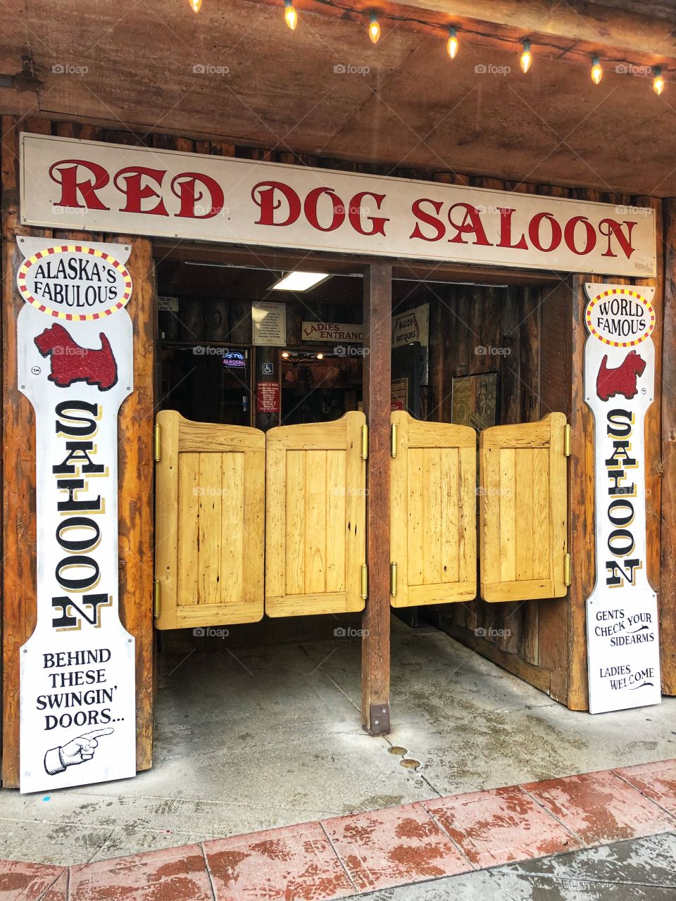 Alaska Red Dog Saloon