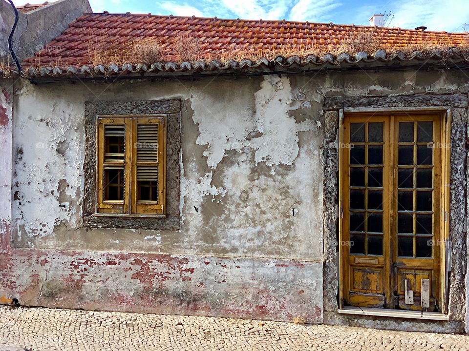 Old Abandoned House 