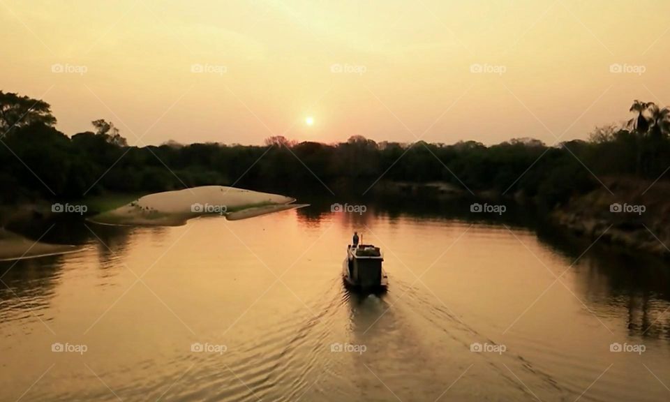 Chalana sailing on the Paraguay River in the Pantanal