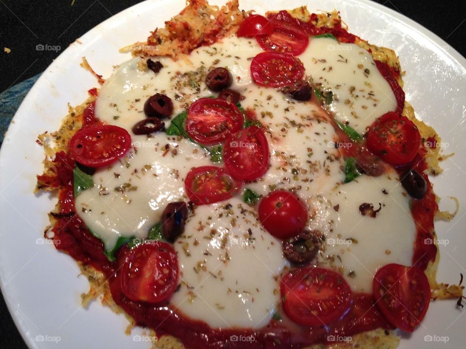 Spaghetti squash crust pizza 